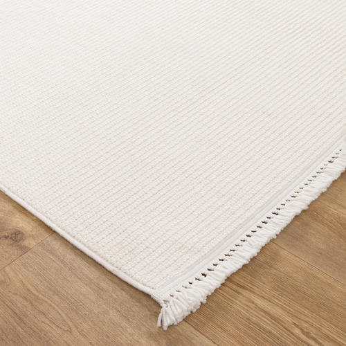 Ivory Sarai Tasselled Rug