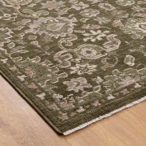 Olive Everard Traditional Rug