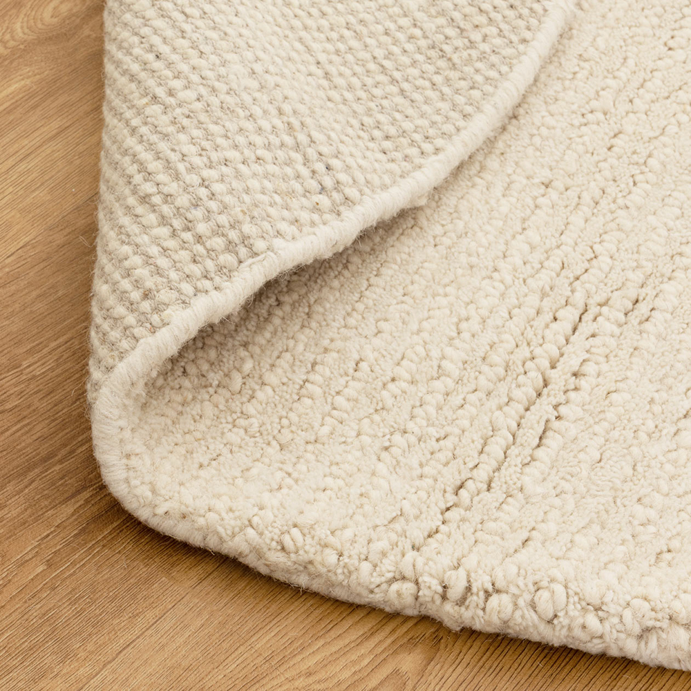 Ivory Camia Hand-Loomed Wool Round Rug