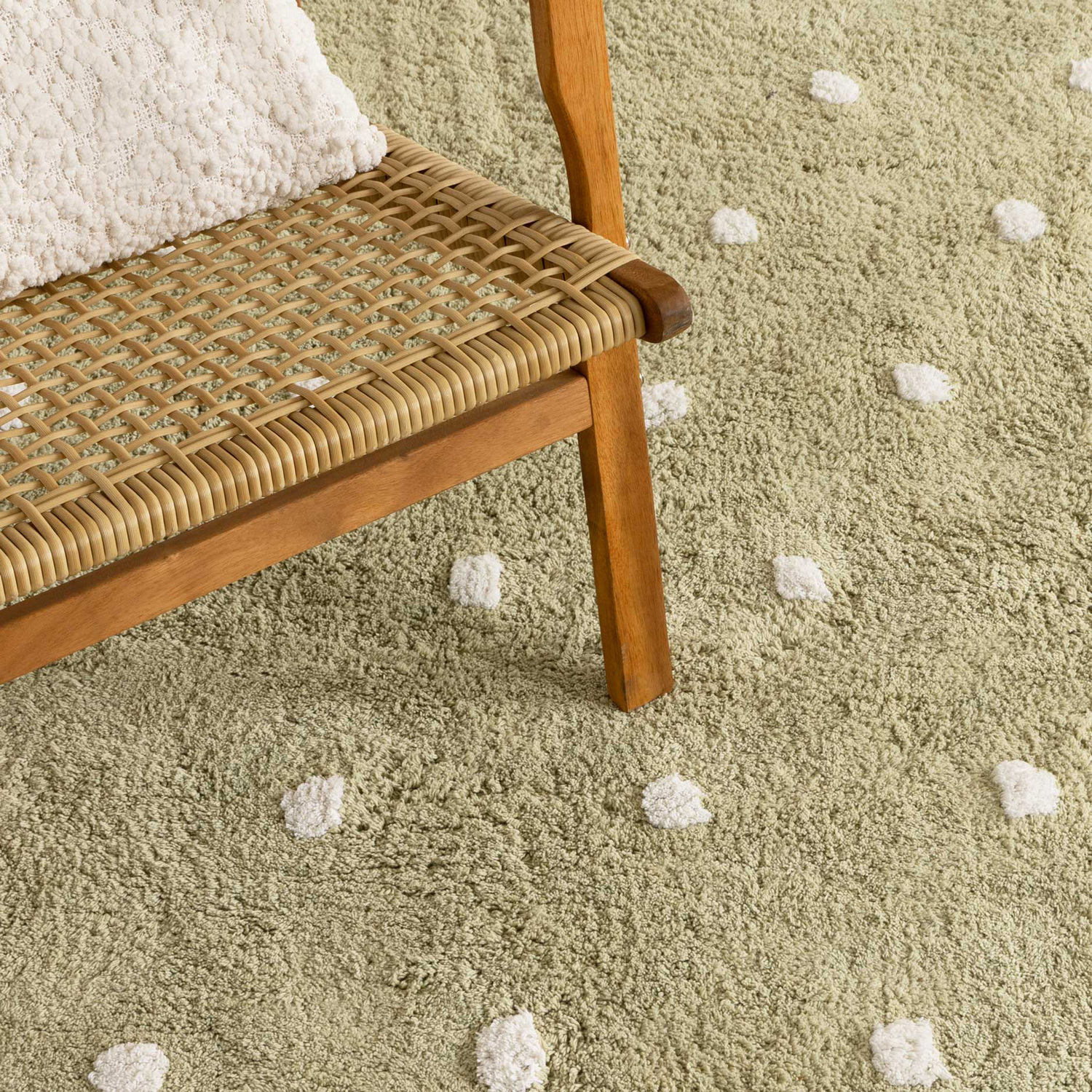 Melissa-Scalloped-Machine-Washable-Cotton-Rug