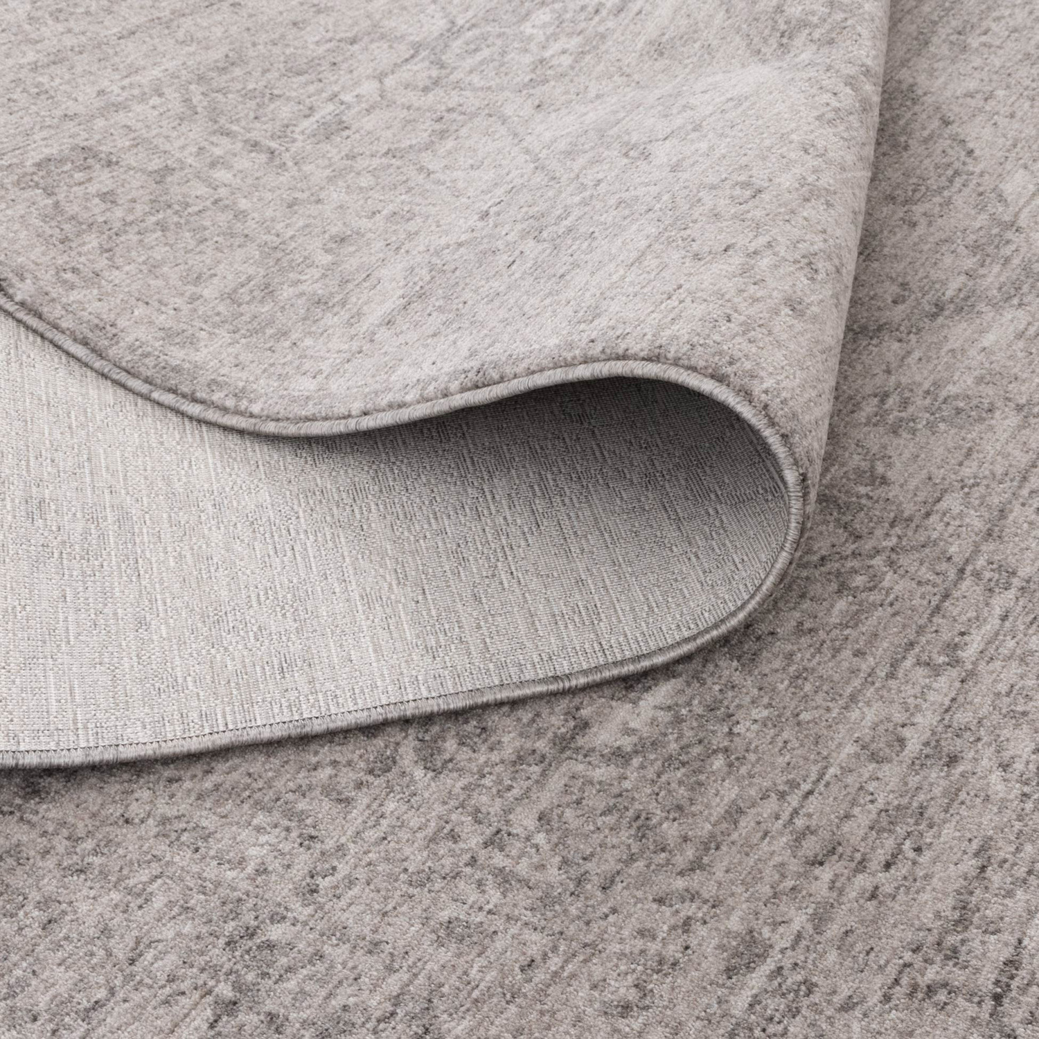 Heritage-Monochrome-Distressed-Medallion-Rug
