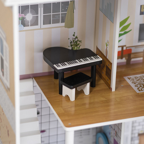 Plum Doll House & Accessories