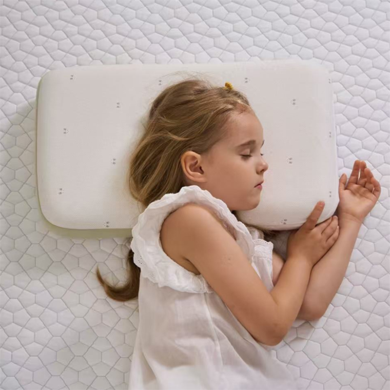 Calmora KidsComfort Bio-Based Memory Foam Pillow