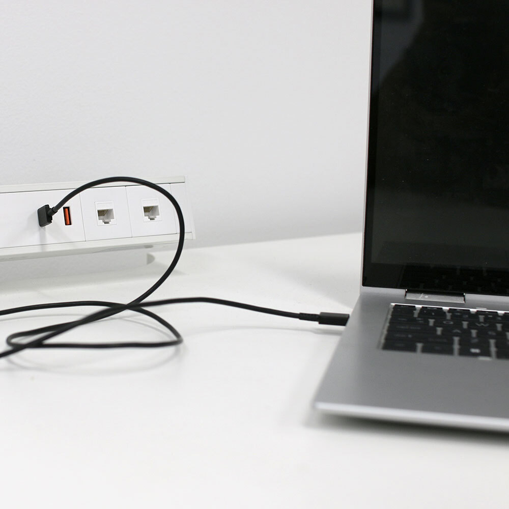 Black Clamp Power Board