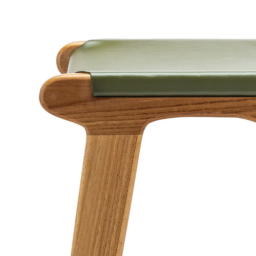 67cm Soraya Flat Leather Bar Stool