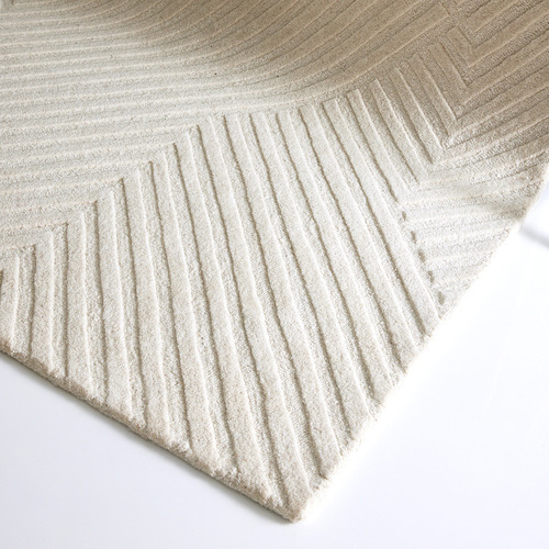 Ivory Deia Hand-Tufted Wool Rug