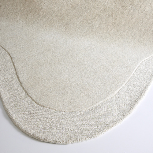 Kira Hand-Tufted Wool Shaped Rug