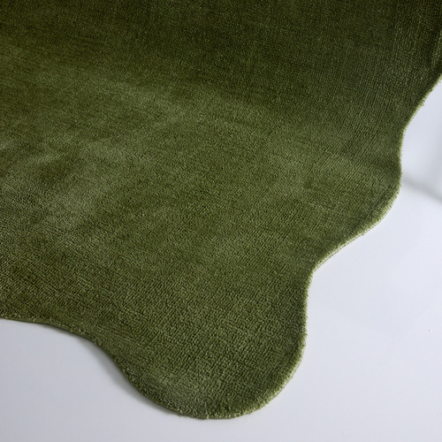 Green Astra Hand-Tufted Scalloped Rug