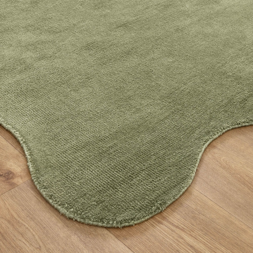 Green Geneva Scalloped Hand-Tufted Shaped Rug