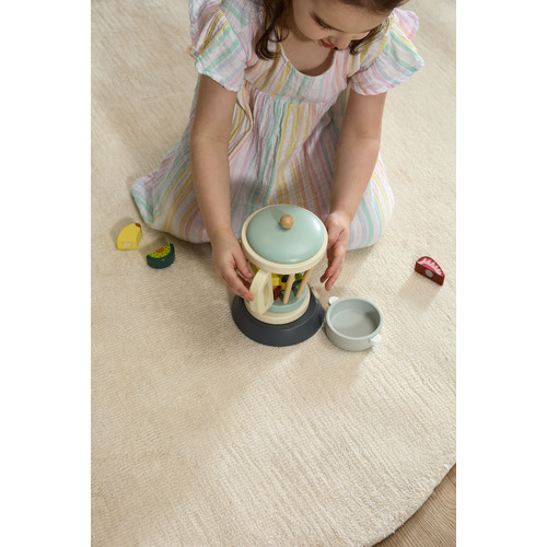 Ivory Effie Hand-Tufted Scalloped Rug