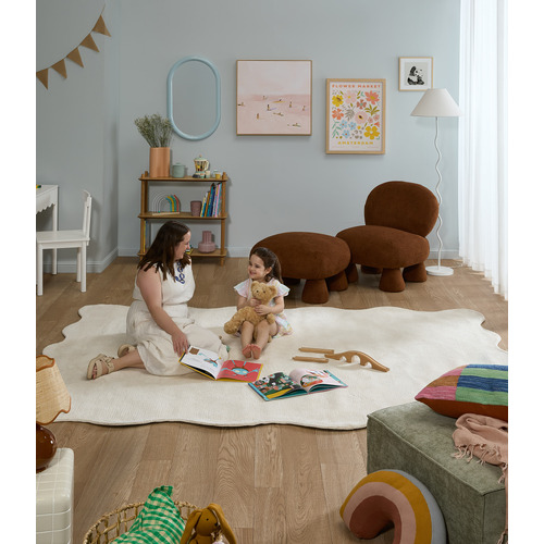 Ivory Effie Hand-Tufted Scalloped Rug