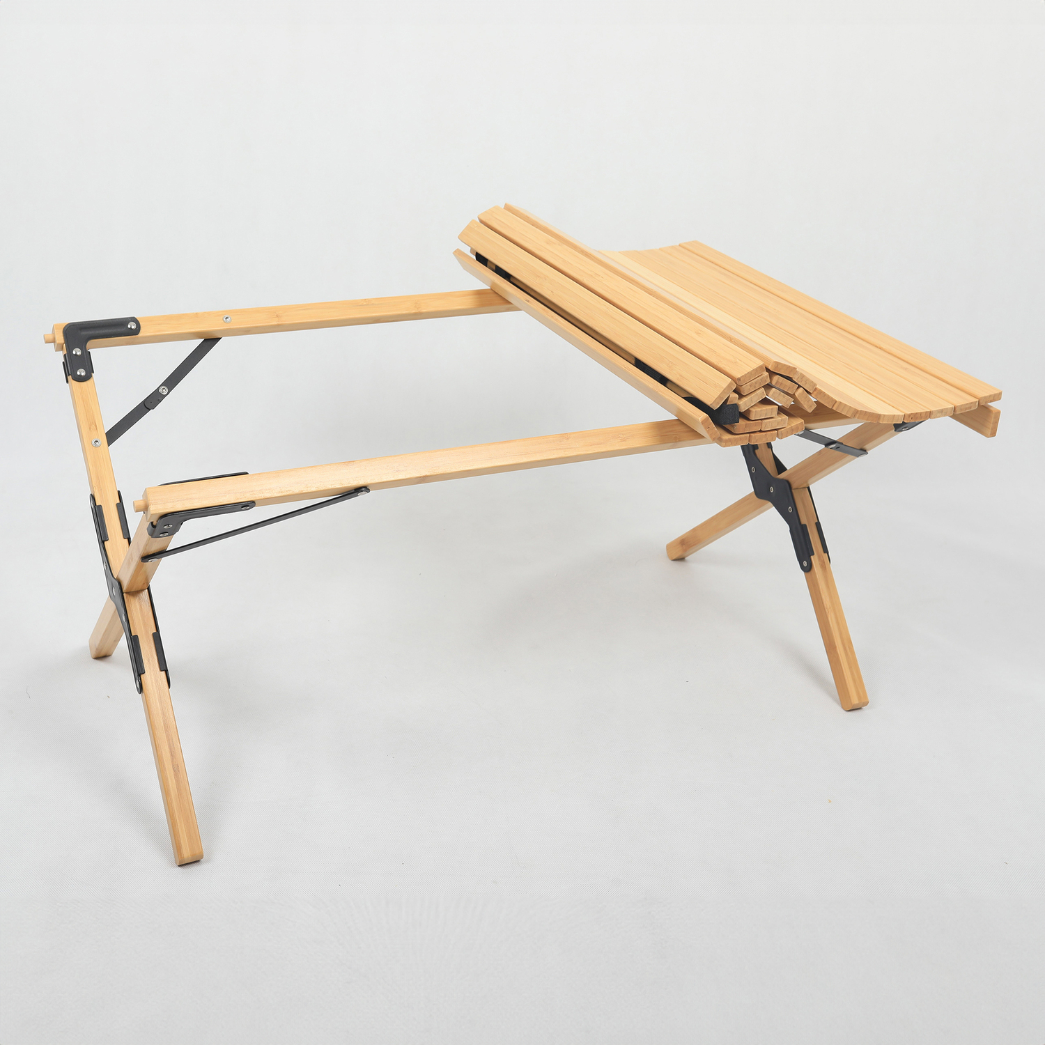 Pierre Camping Table
