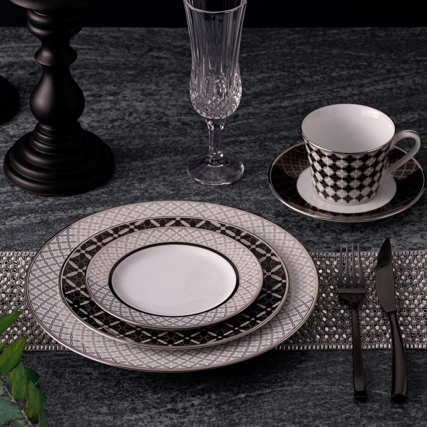 12 Piece City Table Porcelain Dinner Set