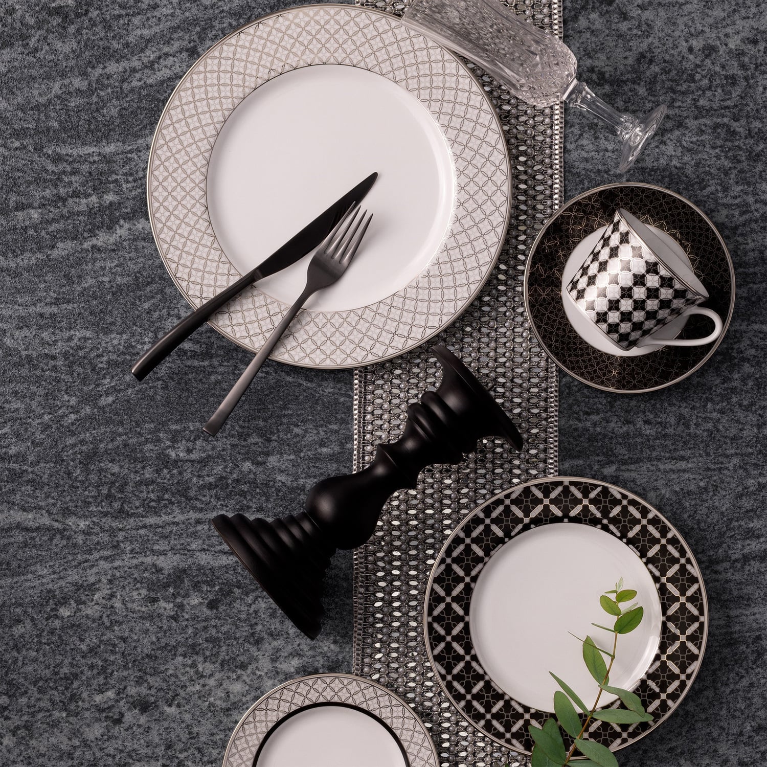 12 Piece City Table Porcelain Dinner Set
