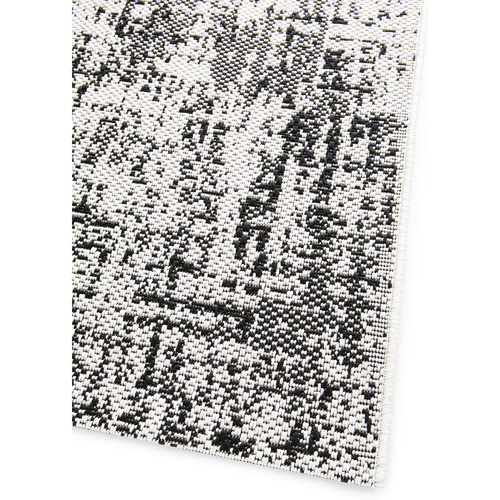 White & Black Nolan Outdoor Rug