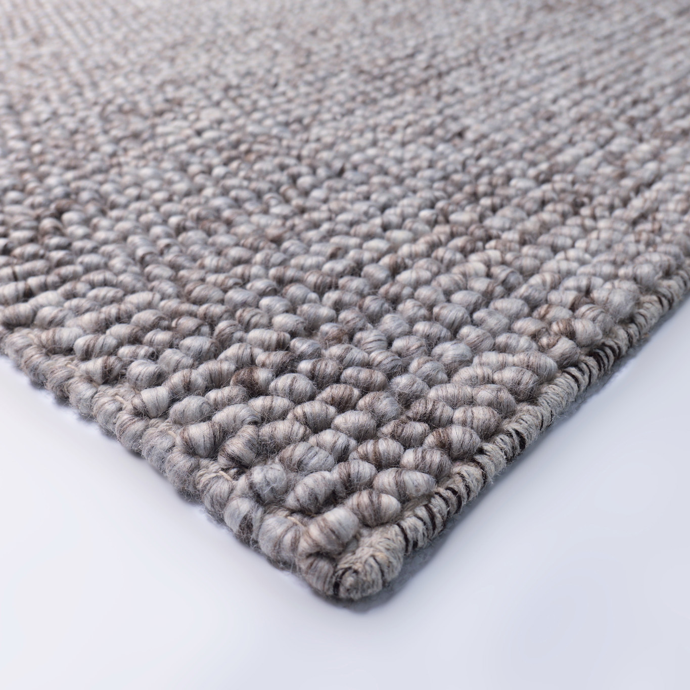 Crownmere Hand-Woven Wool & Cotton Rug
