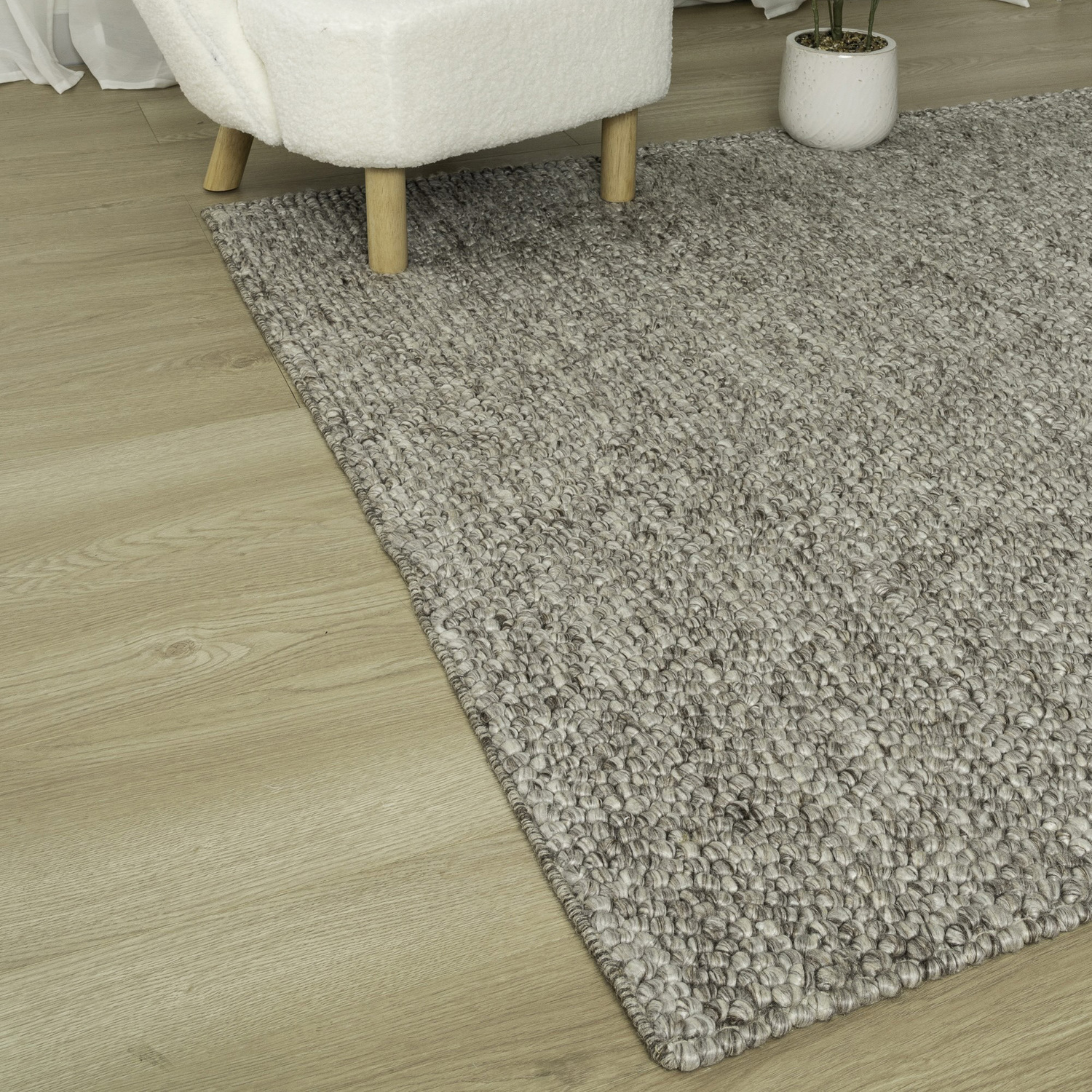 Crownmere Hand-Woven Wool & Cotton Rug