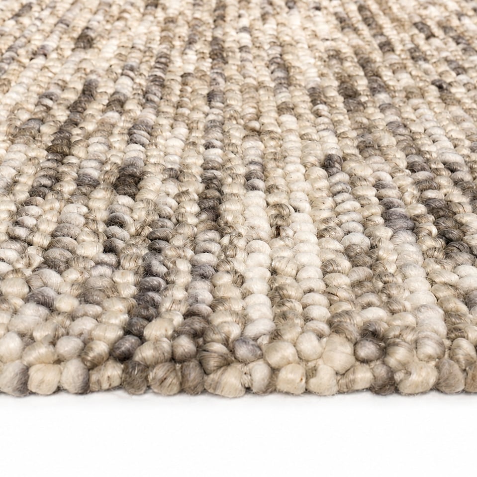 Crownmere Hand-Woven Wool & Cotton Rug