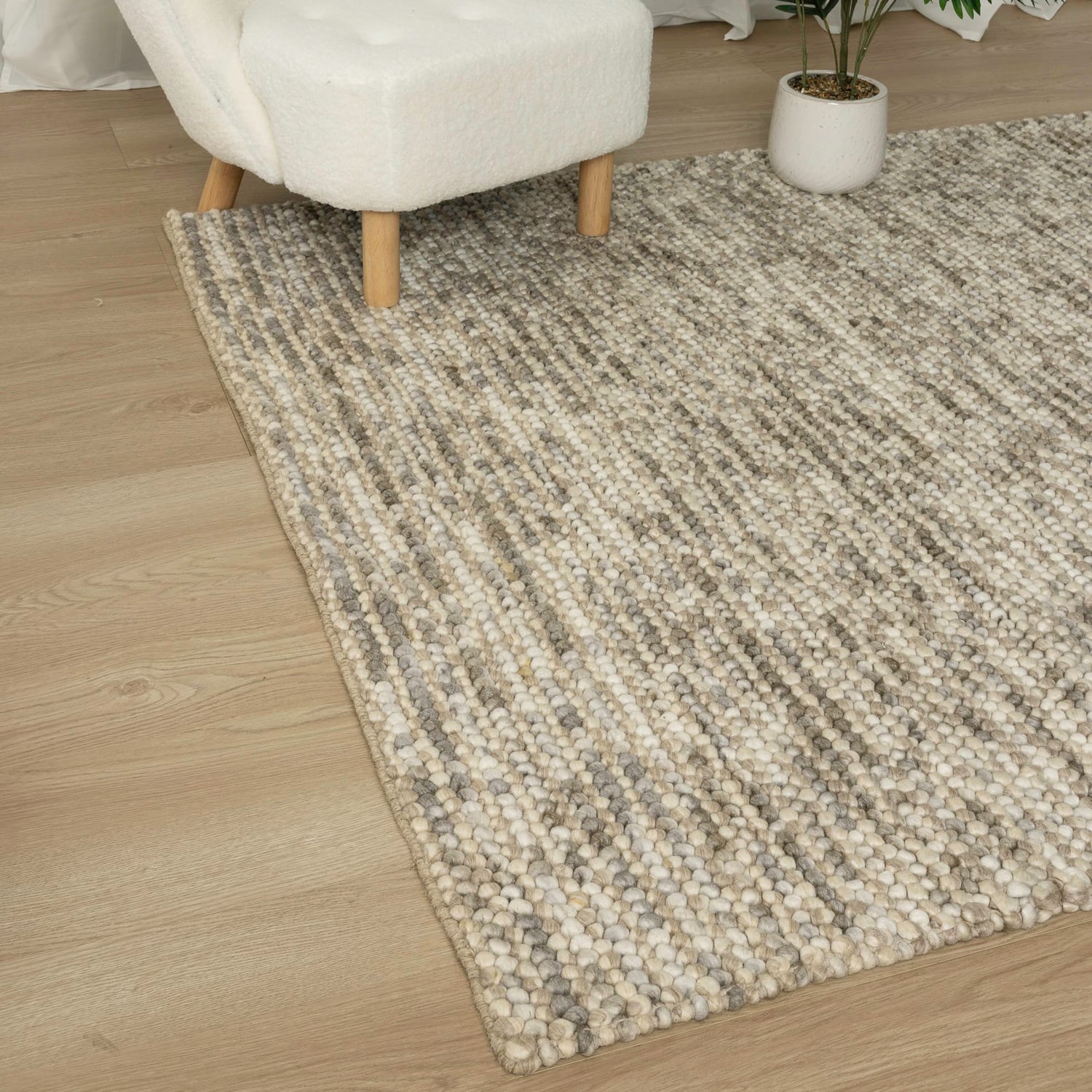 Crownmere Hand-Woven Wool & Cotton Rug