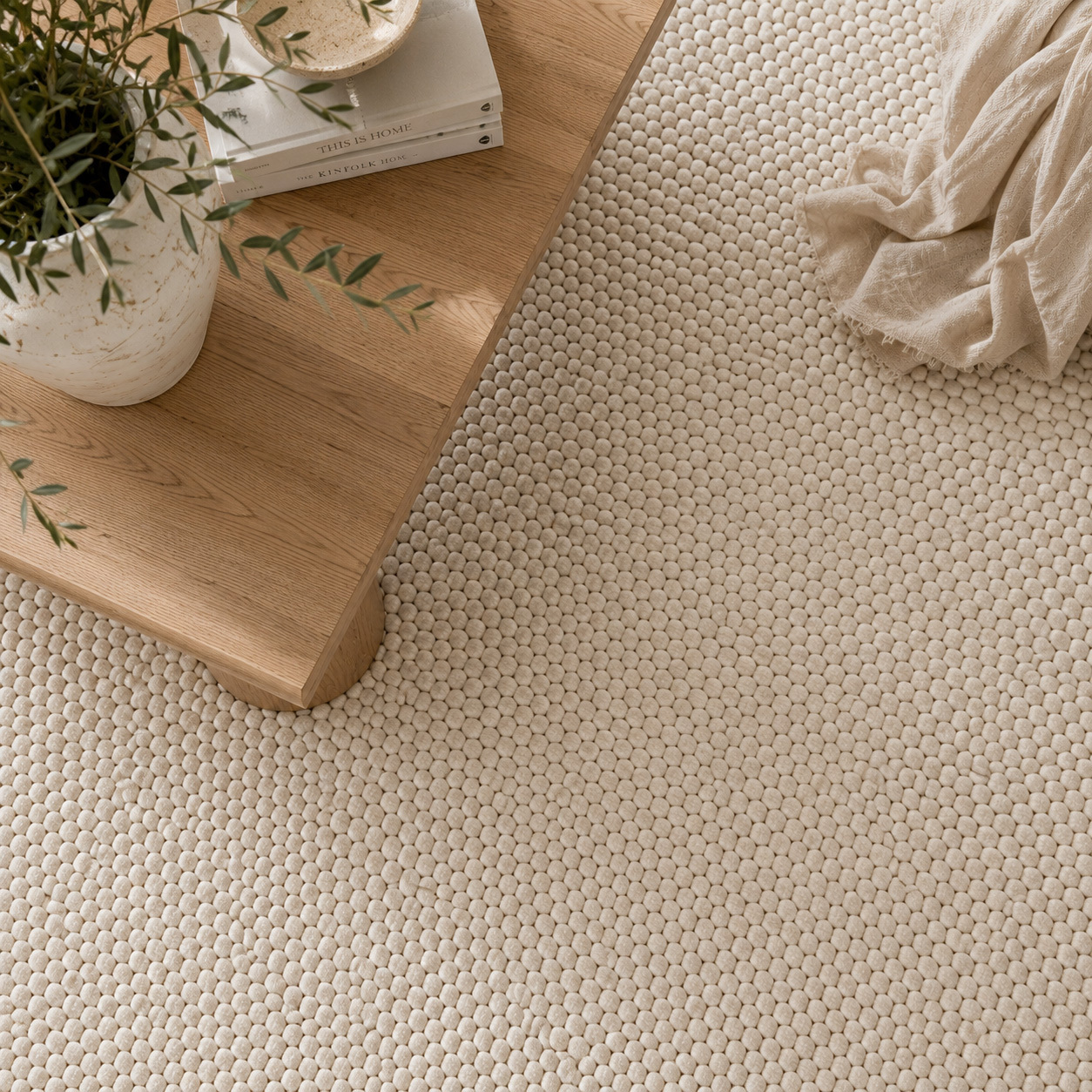 Crownmere Hand-Woven Wool & Cotton Rug