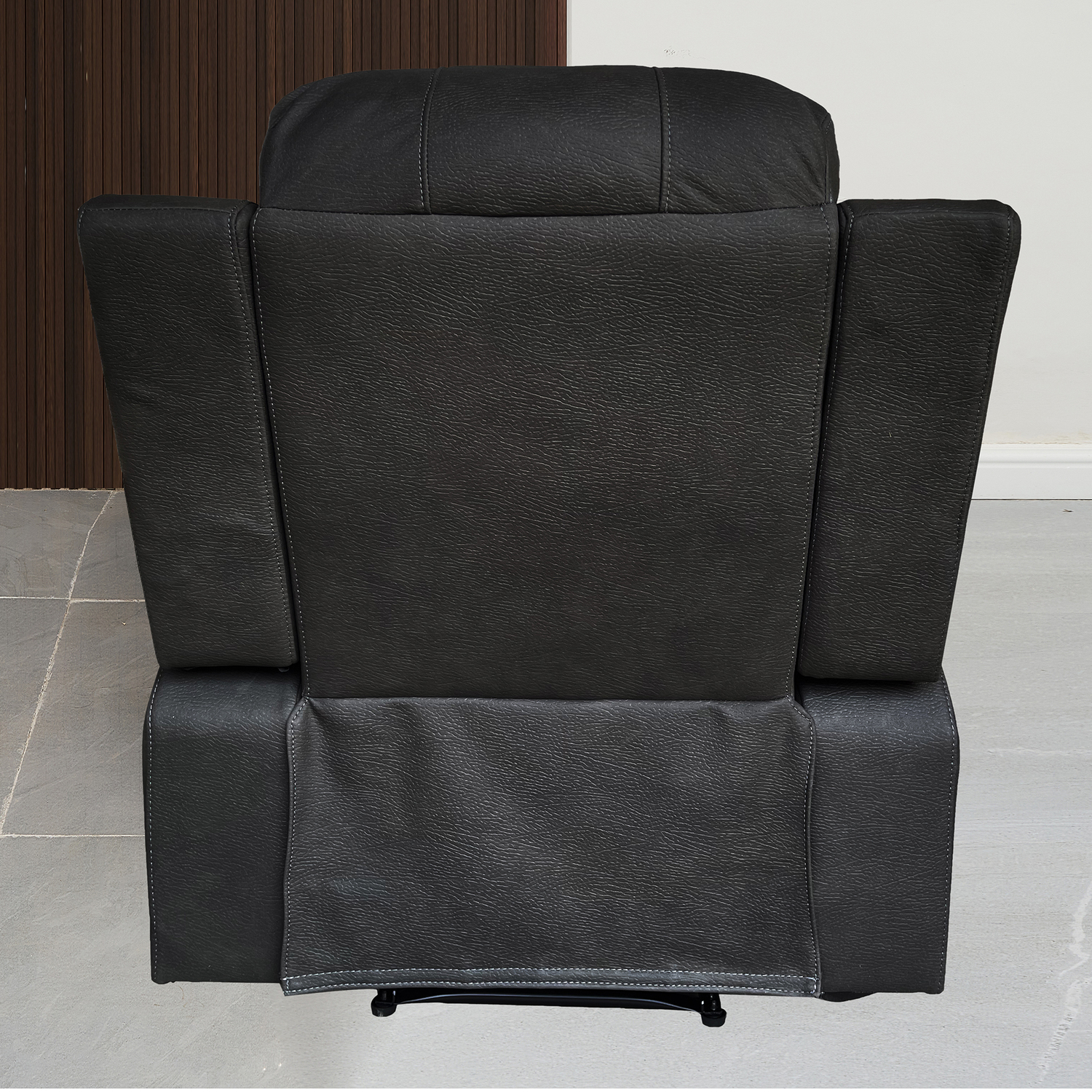 Black Riego Manual Recliner Armchair