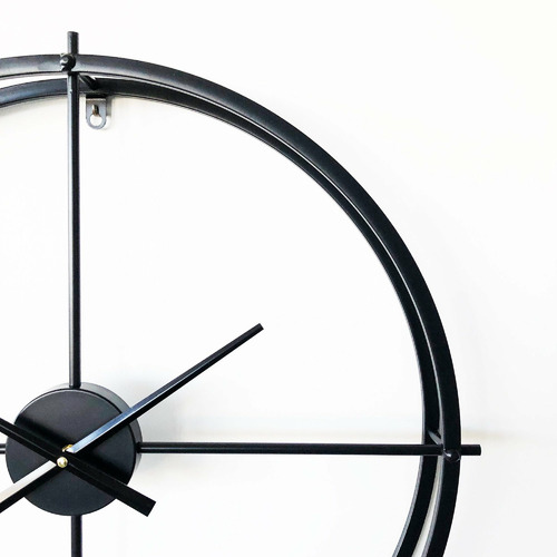 Lincoln Round Metal Wall Clock
