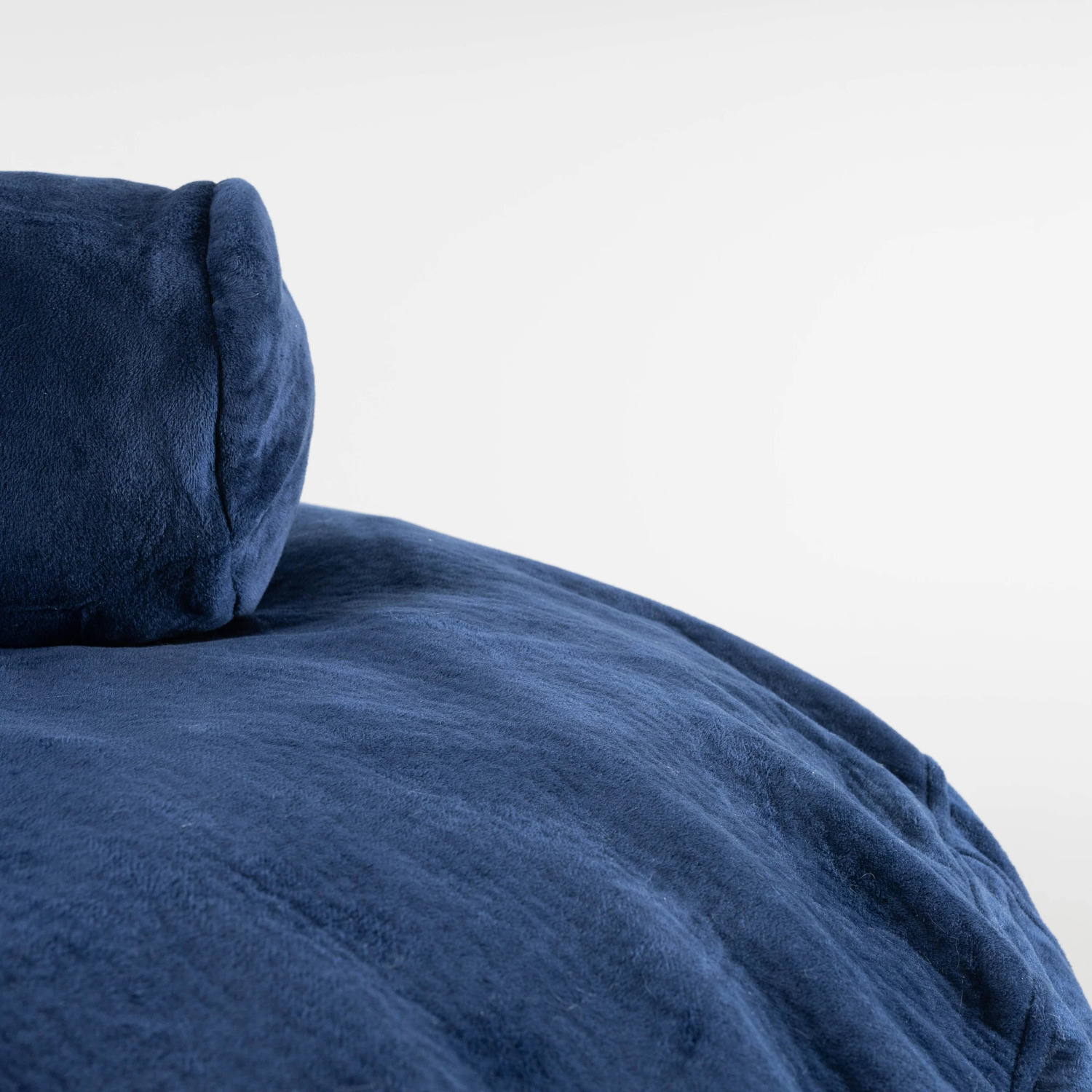 Grand-Velvet-Beanbag-with-Foam-Filling