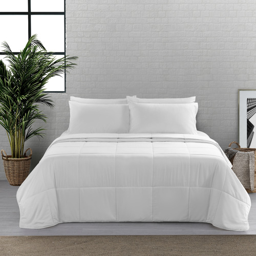White-Winter-Bamboo-Quilt-700707