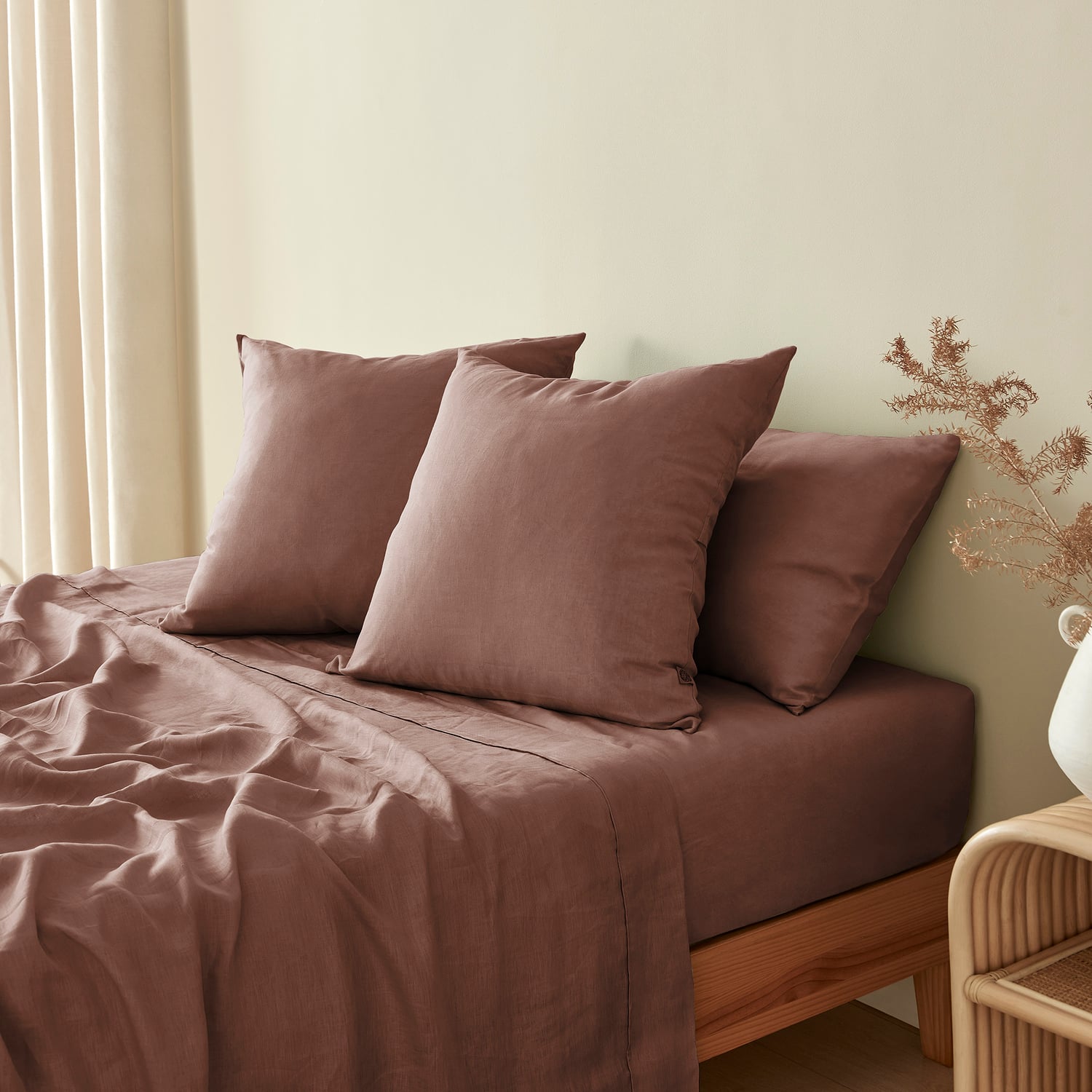 Findlay Flax Linen European Pillowcases