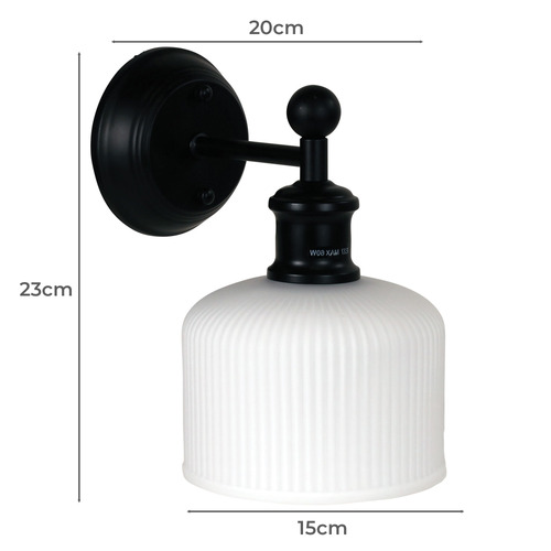Kelly Wall Light