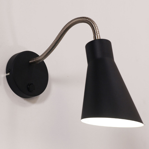 Arias Wall Light