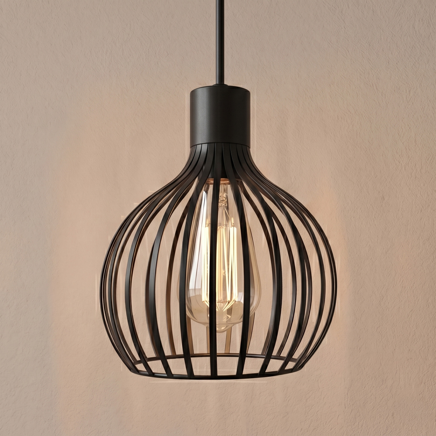 Hugo Pendant Light