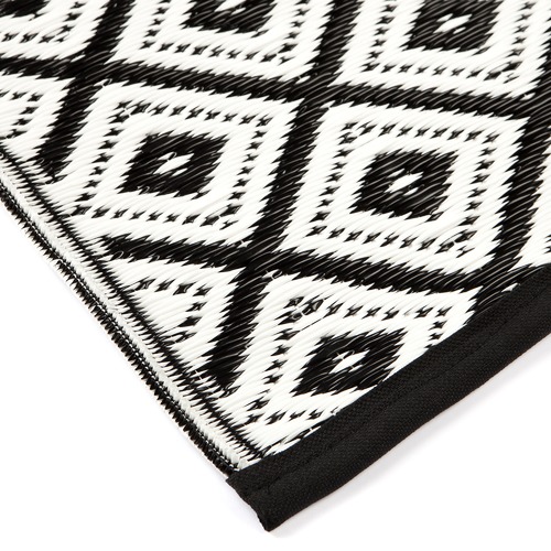 Black & White Kimberley Tile Indoor Outdoor Rug