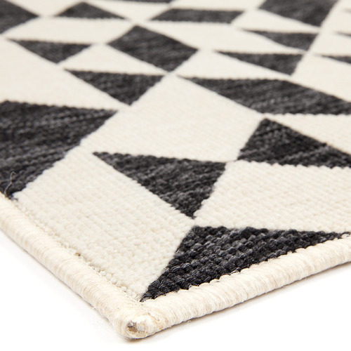 Black & Cream Yuma Indoor/Outdoor Rug