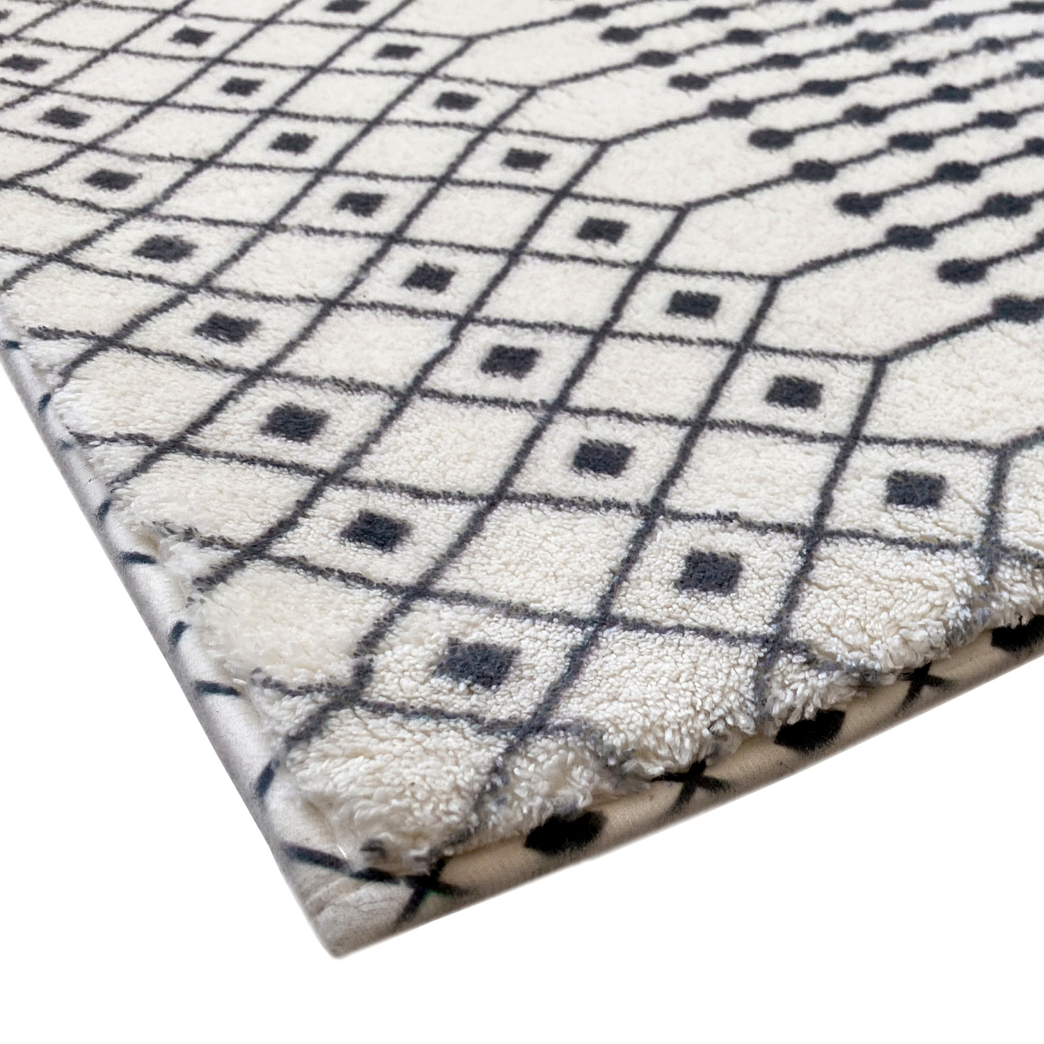 Plush Ivory Sunrise Ampelios Rug