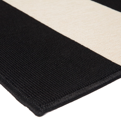 Black Veranda Nyoma Outdoor Rug