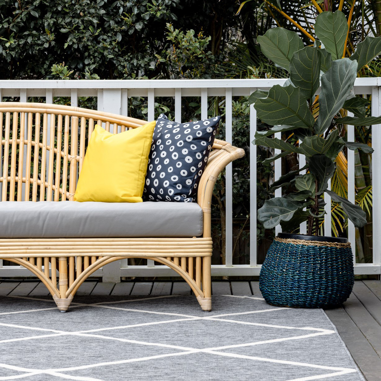 Grey-Tucson-Power-Loomed-Indoor-and-Outdoor-Rug