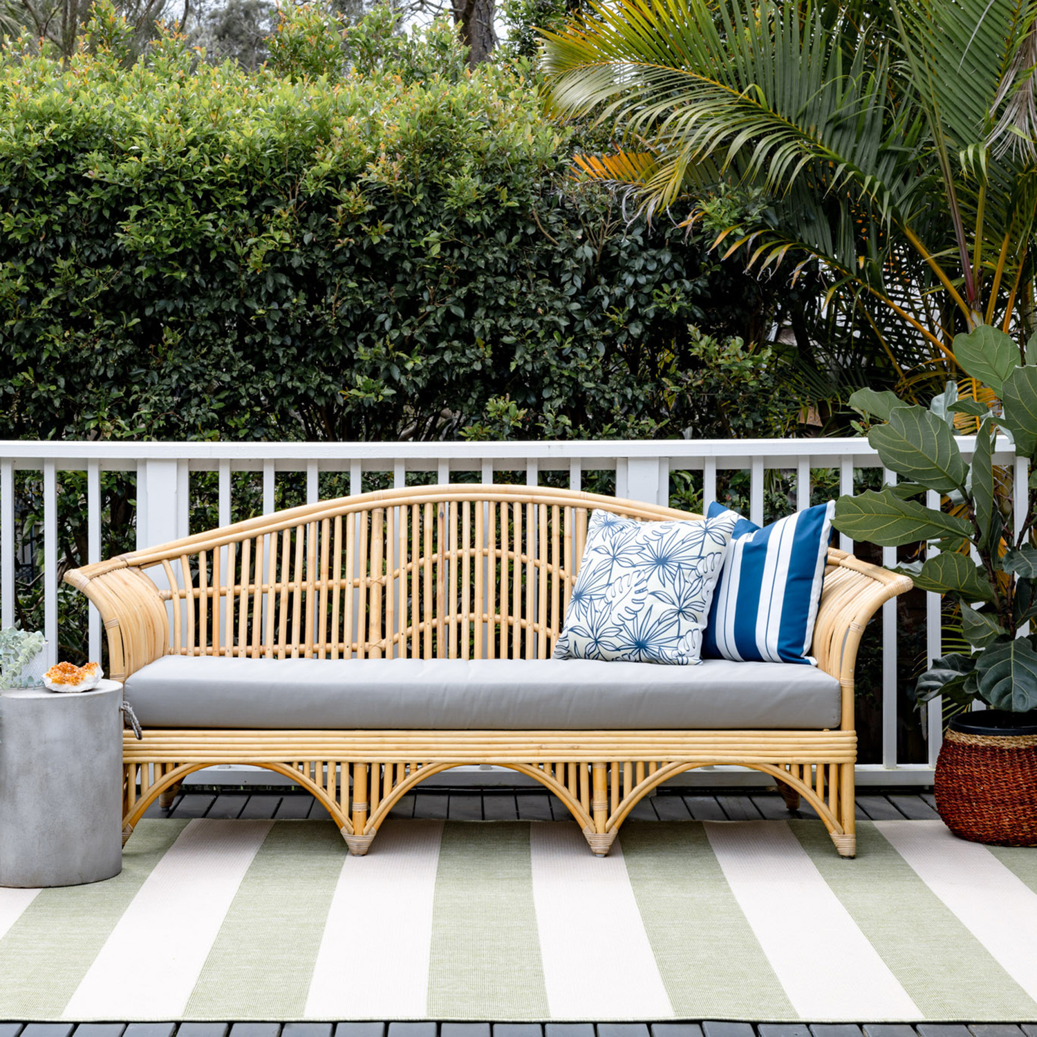 Lime-Nyoma-Nikephor-Power-Loomed-Outdoor-Rug