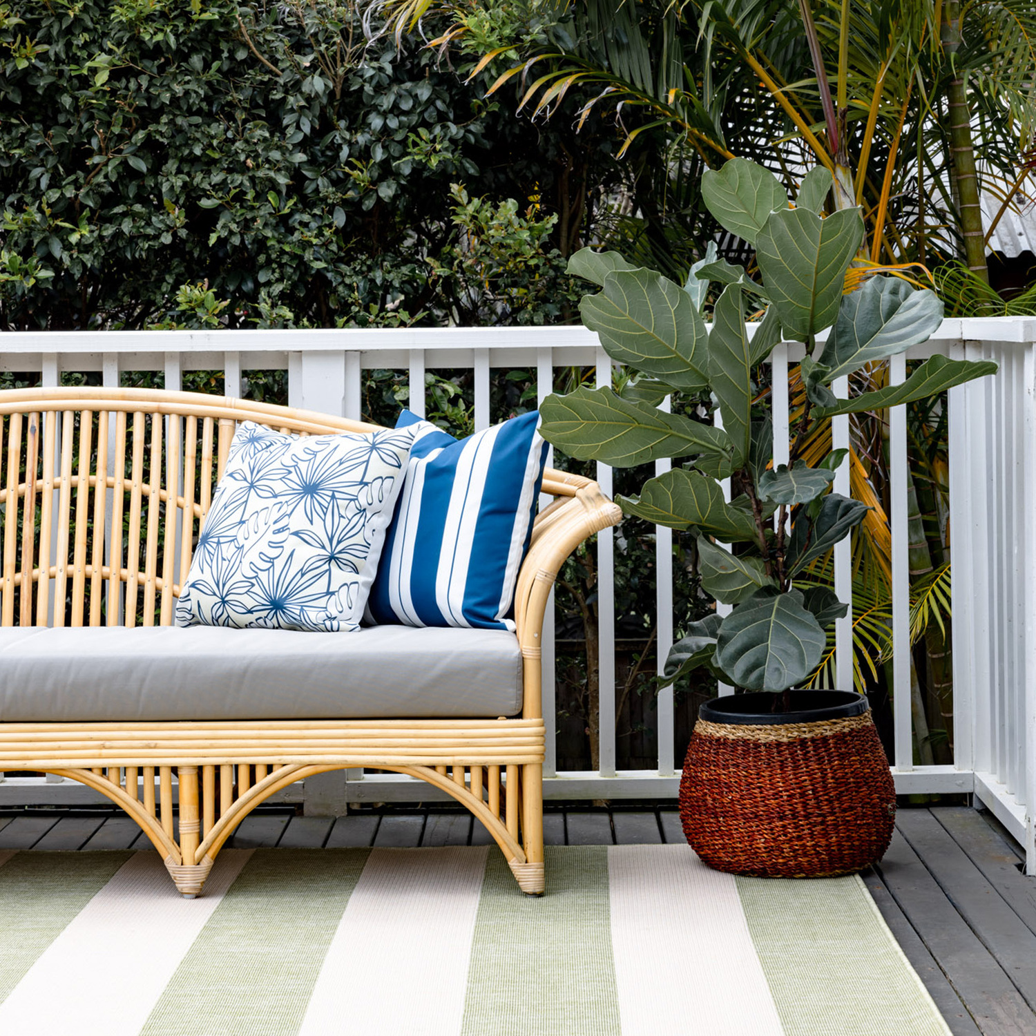 Lime-Nyoma-Nikephor-Power-Loomed-Outdoor-Rug
