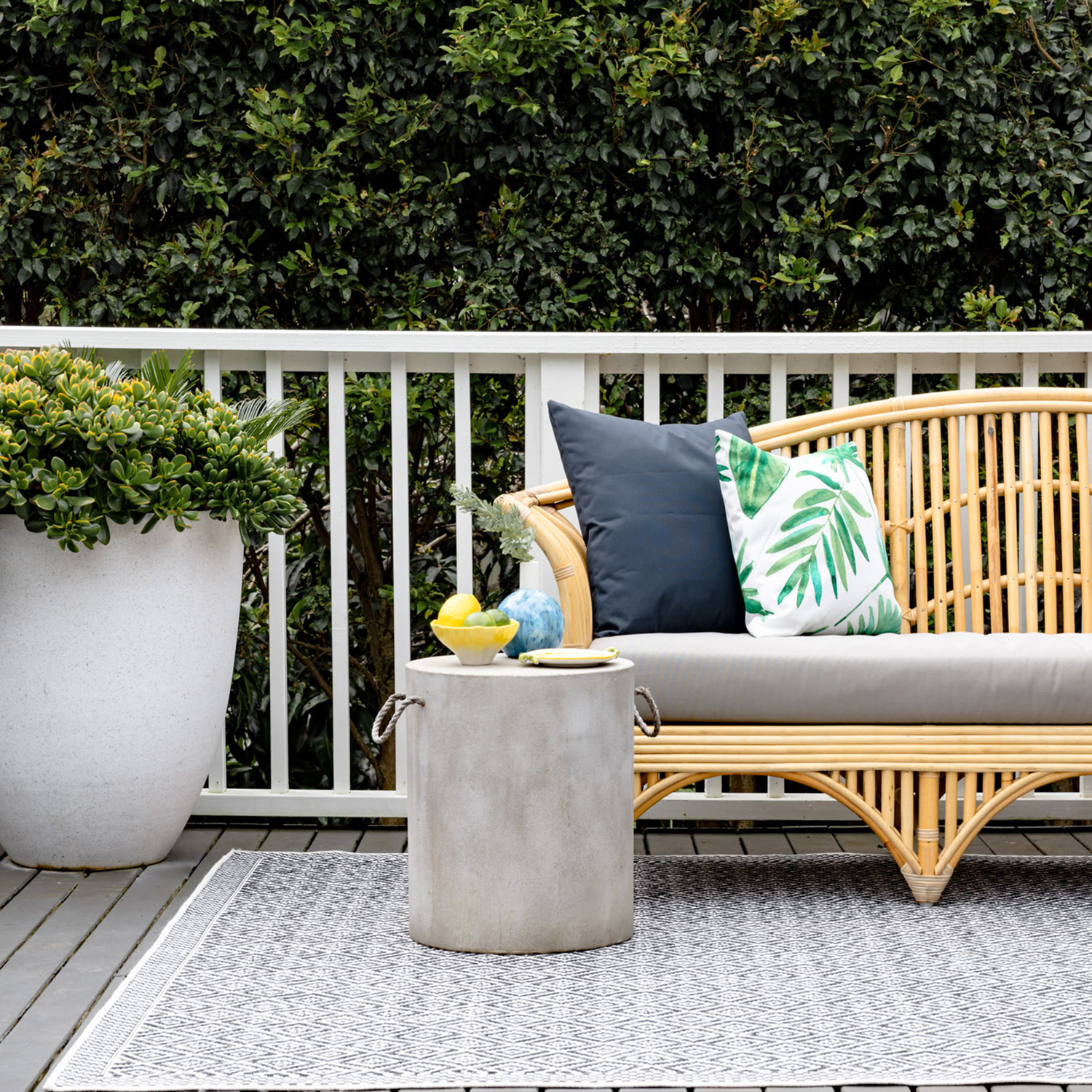 Moti-Power-Loomed-Indoor-and-Outdoor-Rug