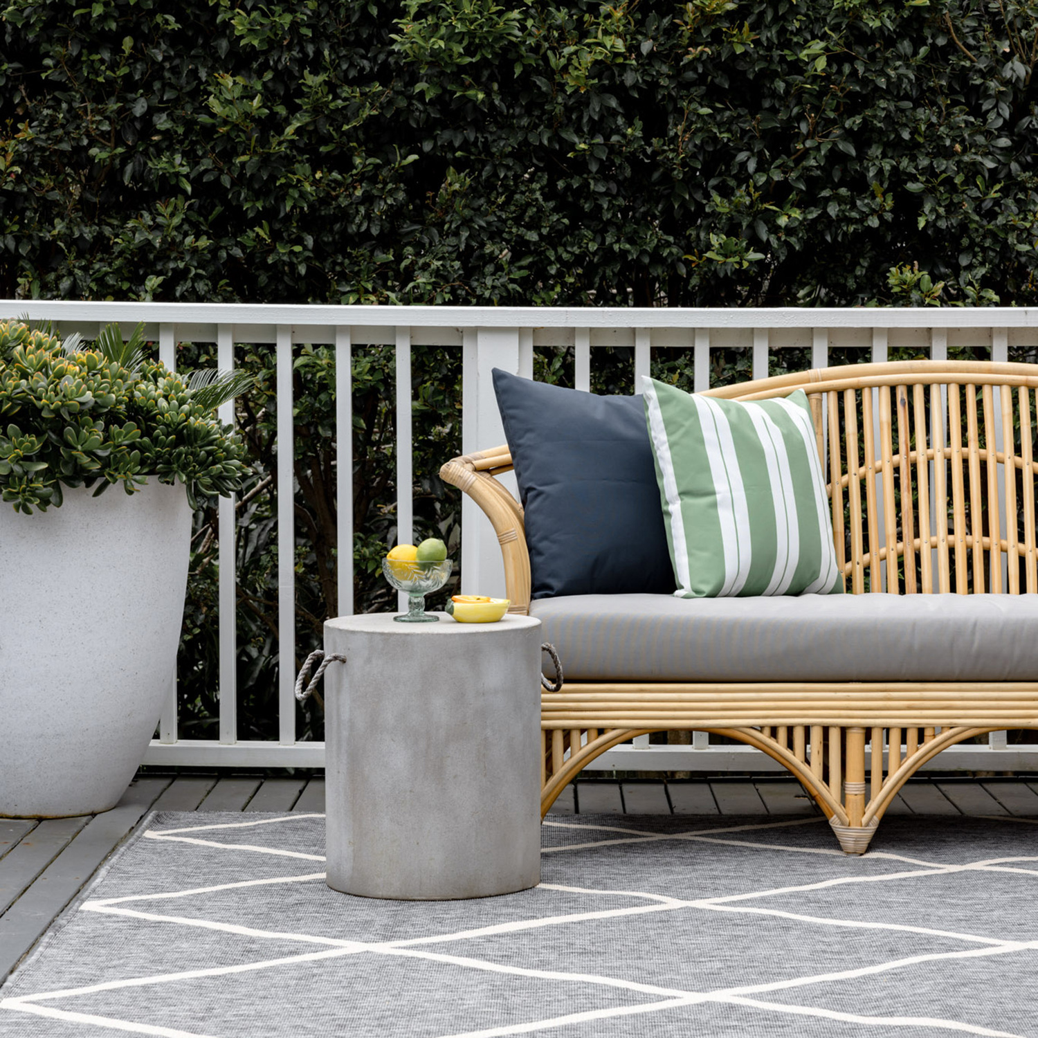 Grey-Tucson-Power-Loomed-Indoor-and-Outdoor-Rug