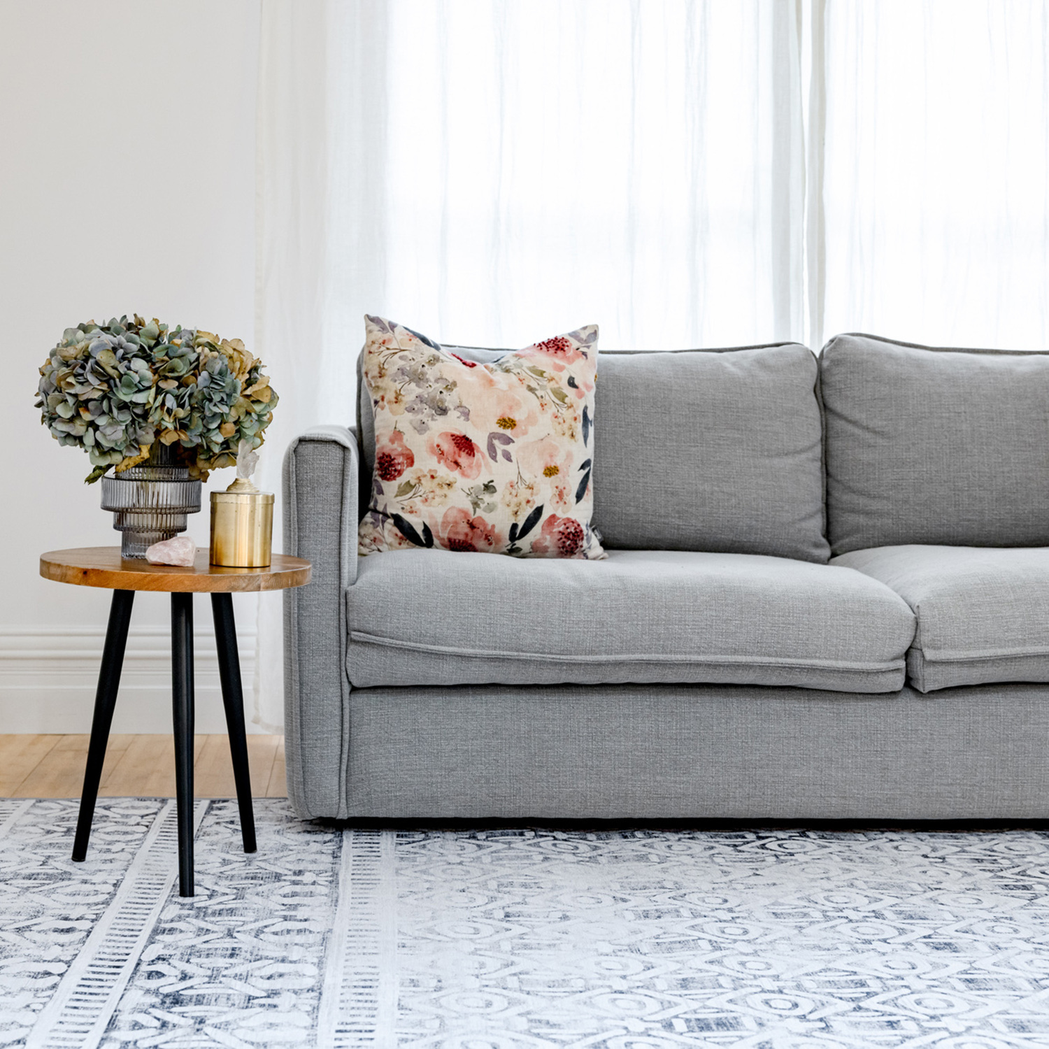 Grey-Oran-Power-Loomed-Rug