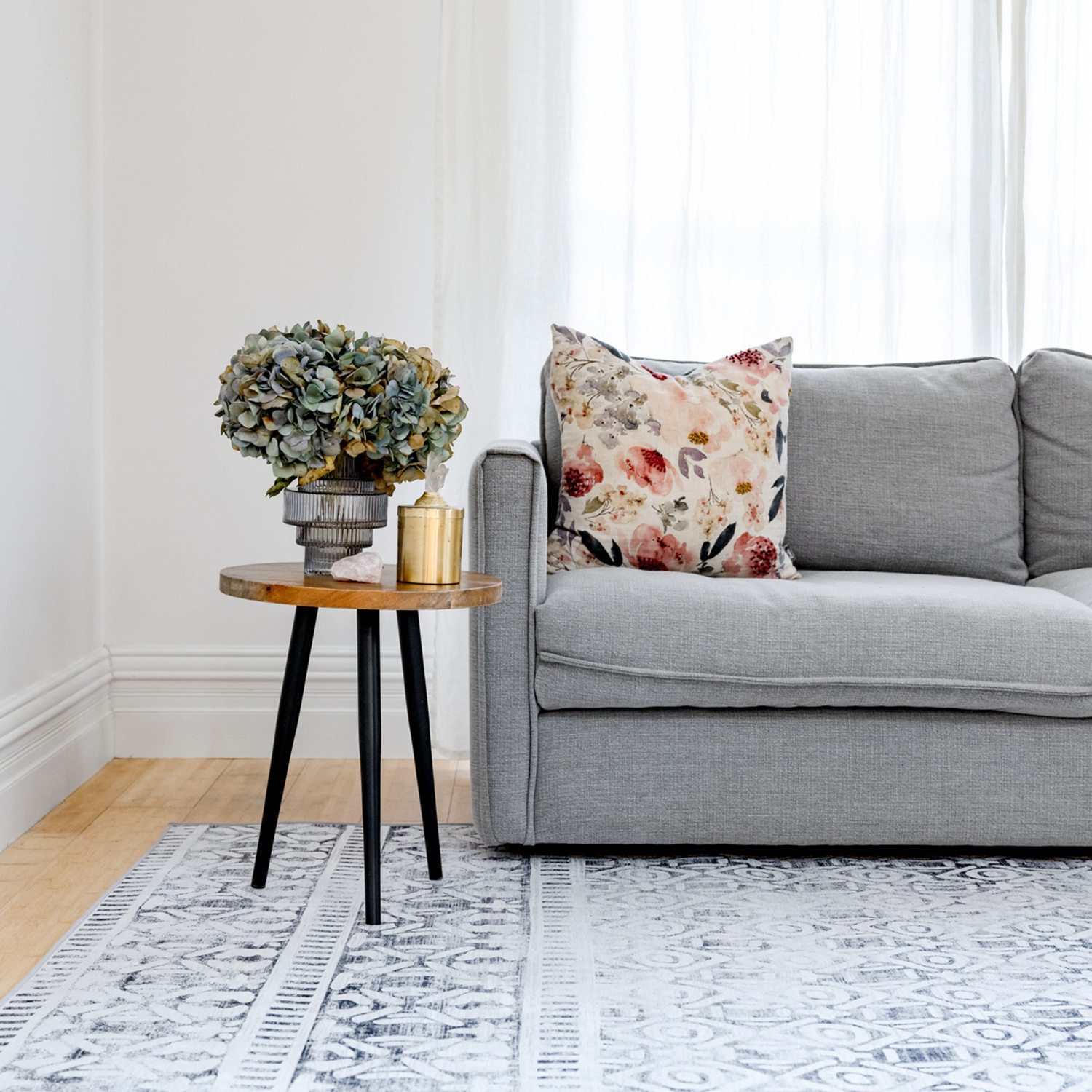Grey-Oran-Power-Loomed-Rug