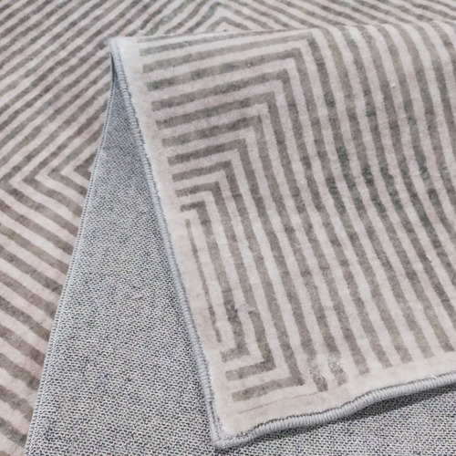 Home & Lifestyle Grey Amihan Power-Loomed Machine Washable Rug | Temple ...