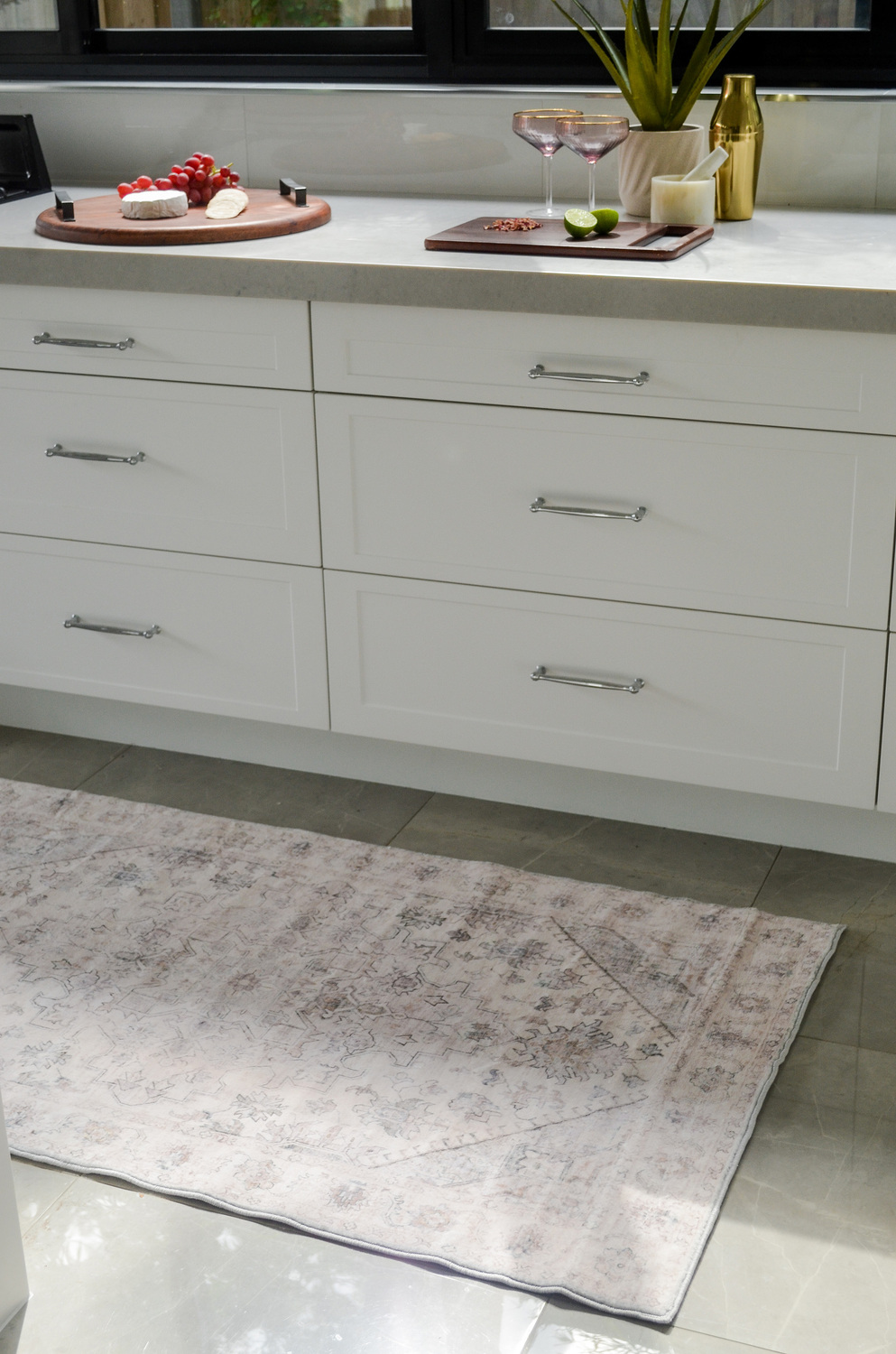 Santiago-Machine-Washable-Rug