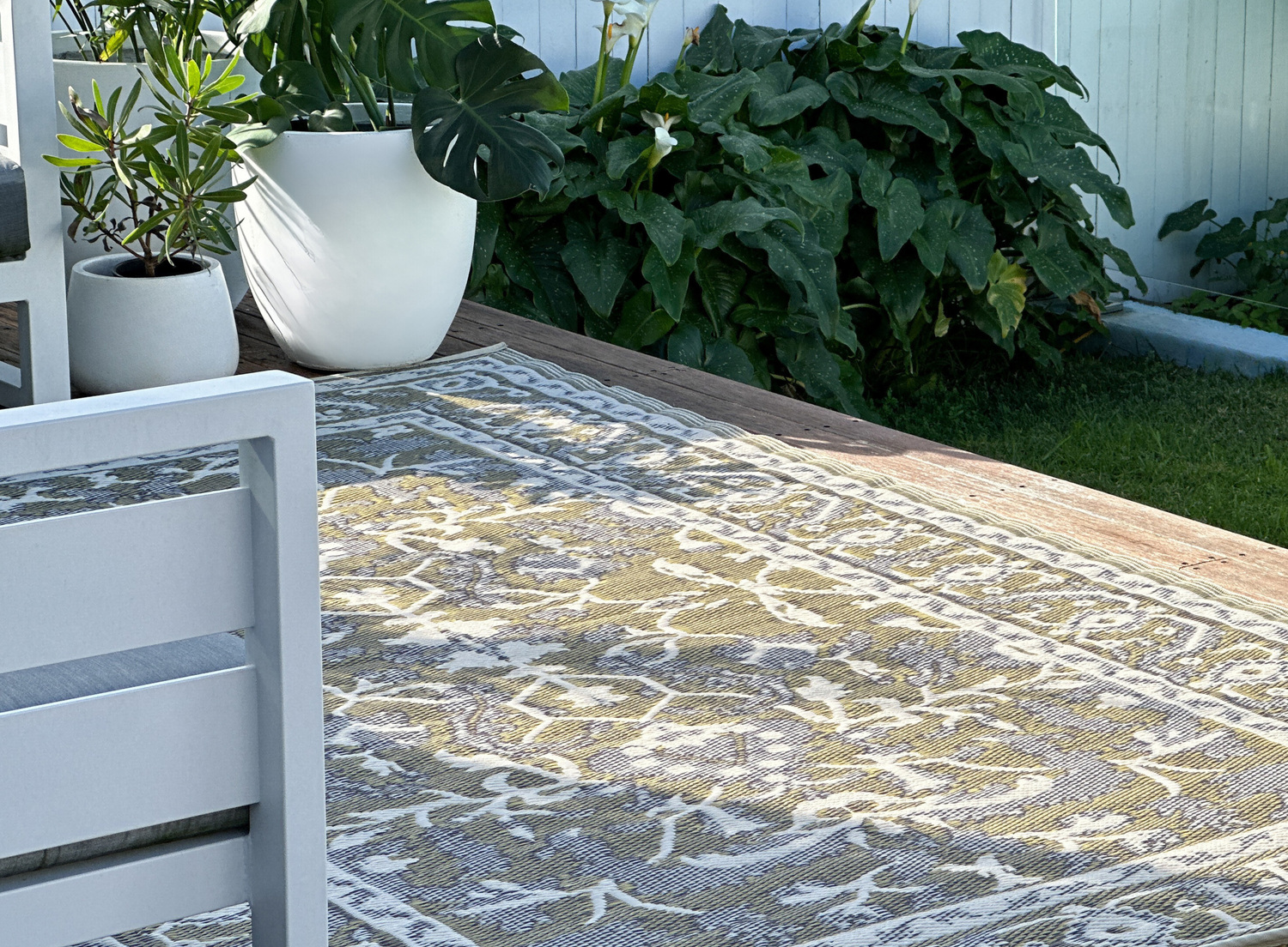 Beige-Laika-Reversible-Outdoor-Rug