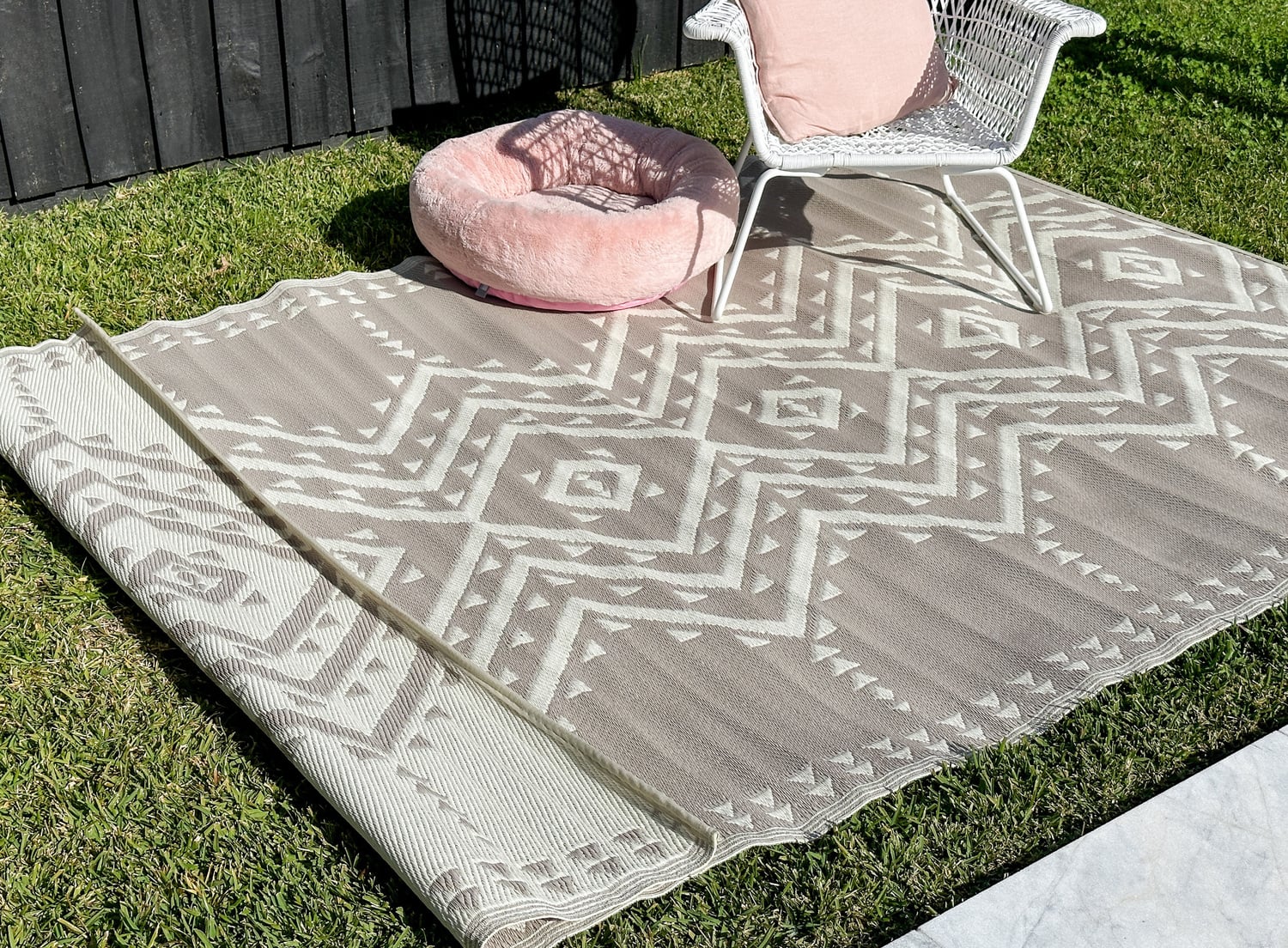 Ayden-Reversible-Outdoor-Rug
