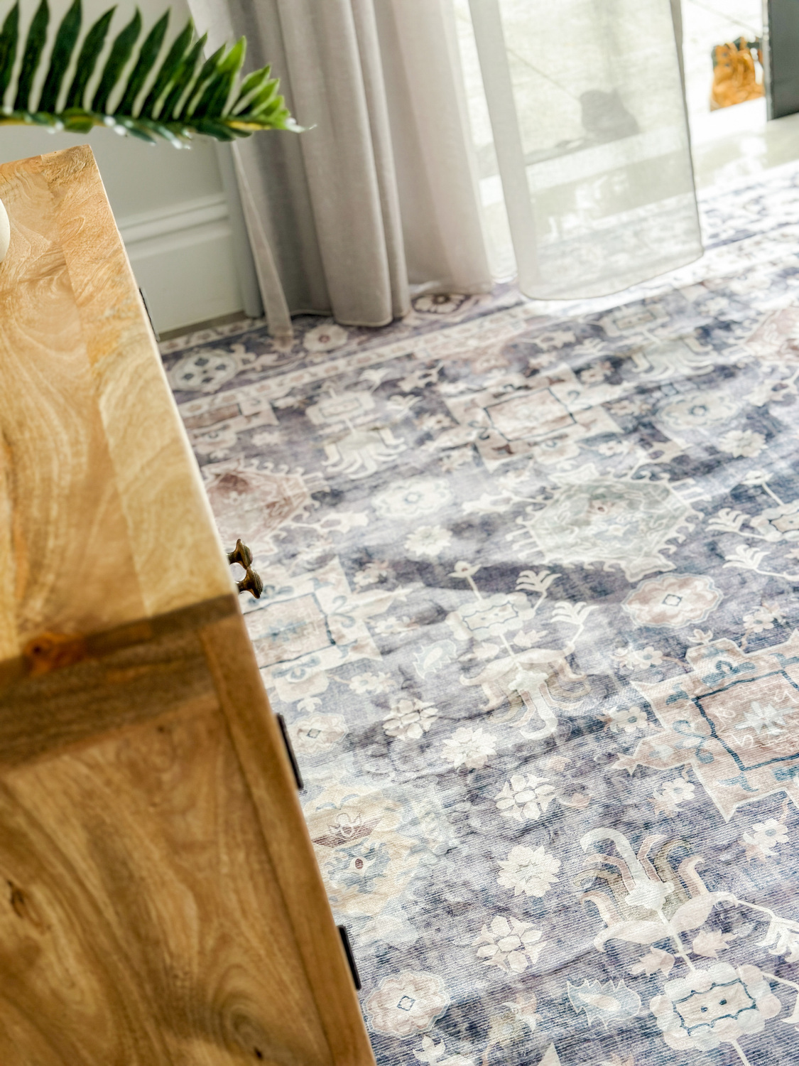 Anna-Machine-Washable-Rug