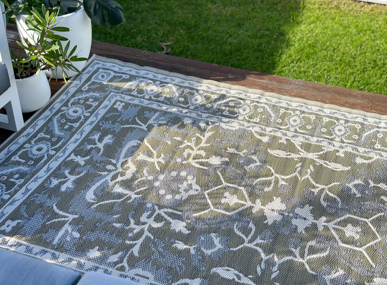 Beige-Laika-Reversible-Outdoor-Rug