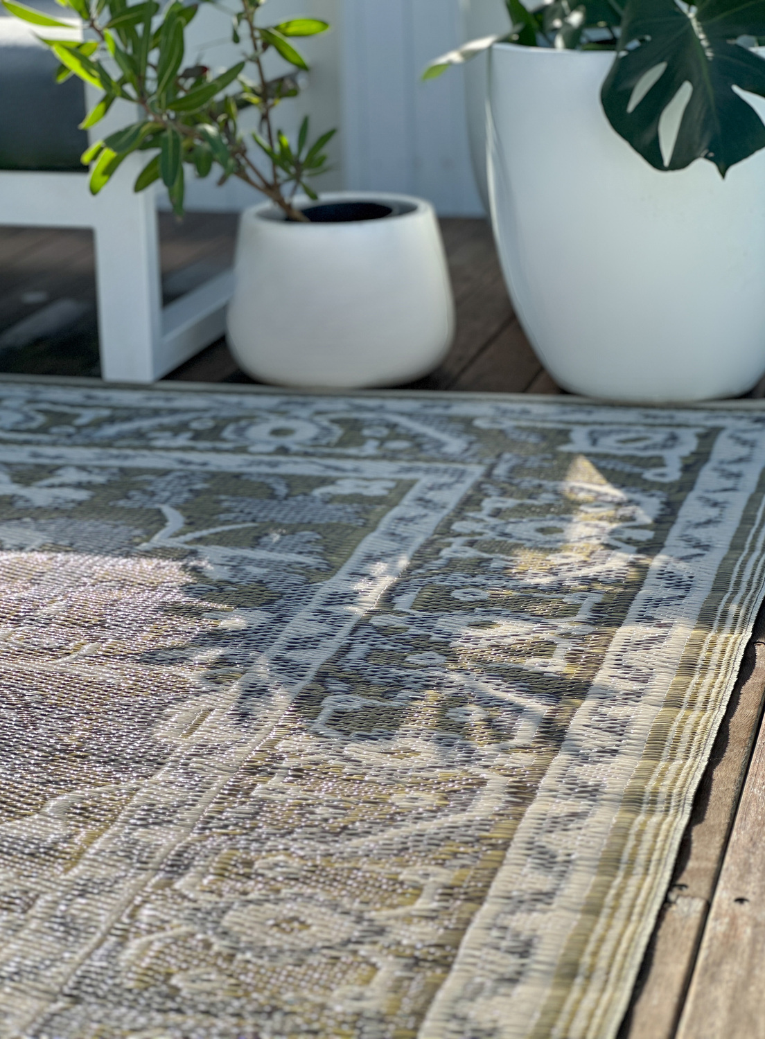 Beige-Laika-Reversible-Outdoor-Rug